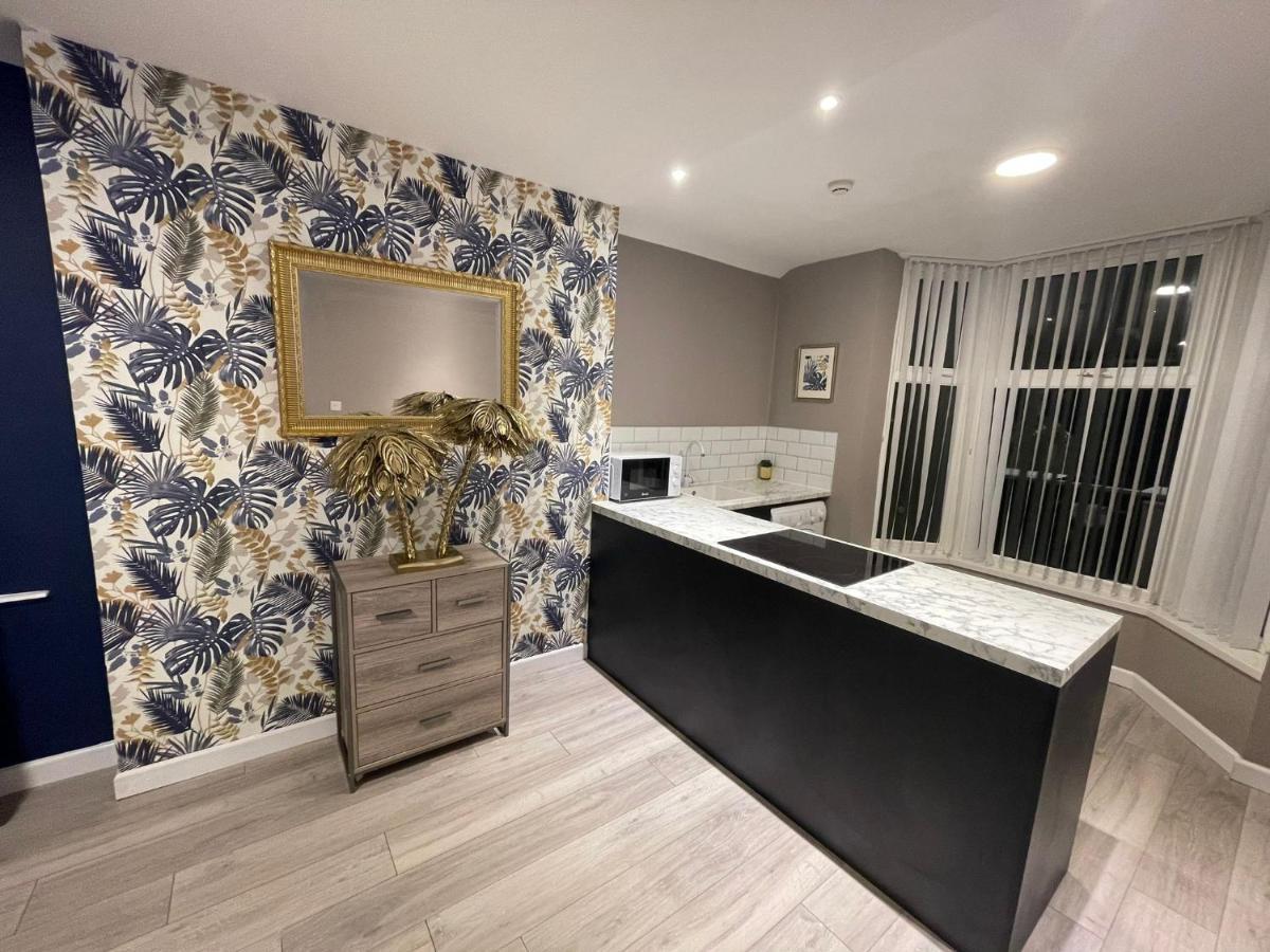 Selection Of Stylish Apartments Within Walking Distance Of Cardiff City Centre 外观 照片